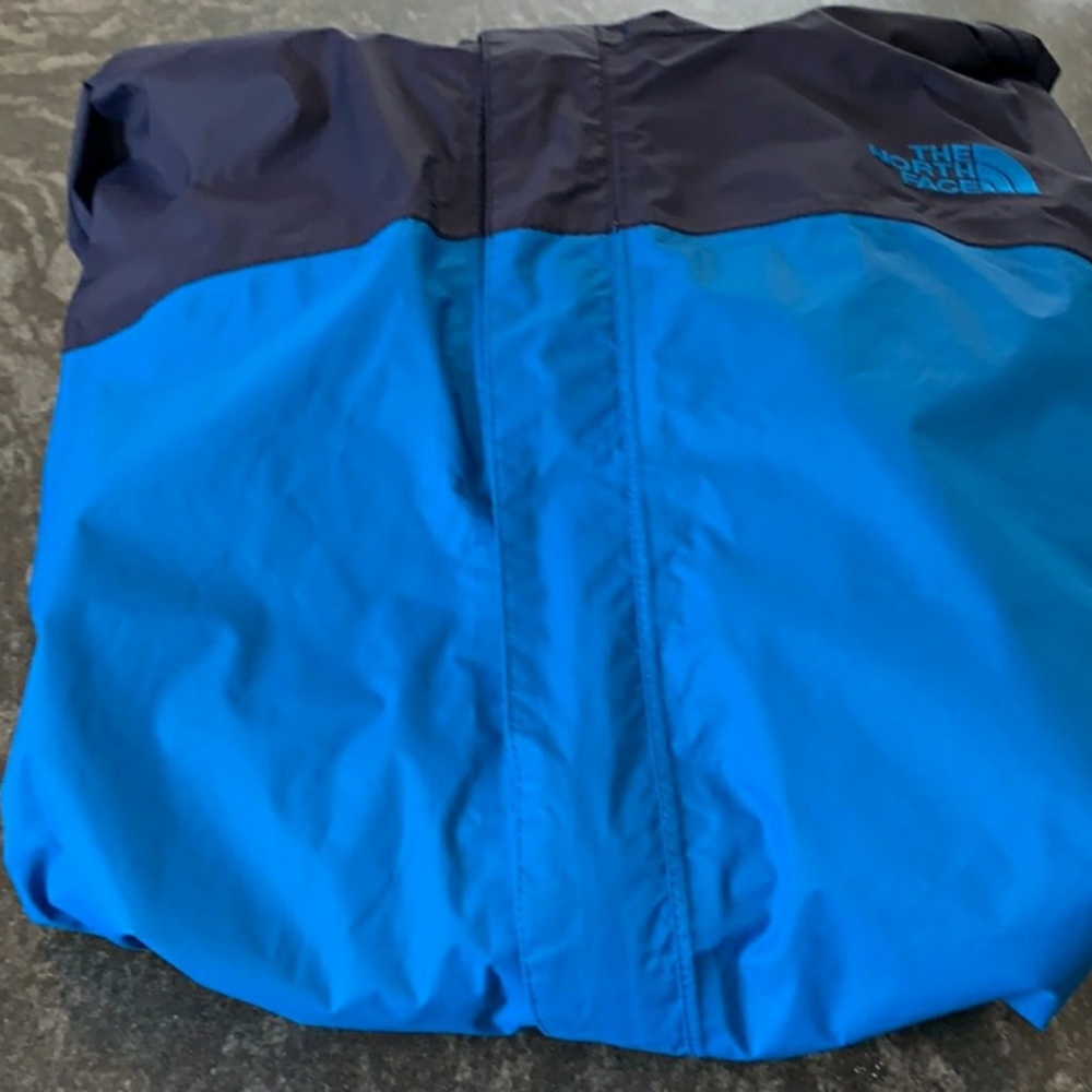 Men's XL Northface Hyvent 2.5L jacket!!!